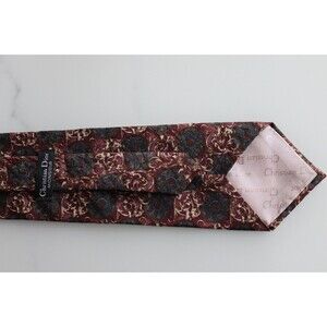 Christian Dior Monsieur Men’s Silk Neck Tie Burgundy Gold Crest Ovals